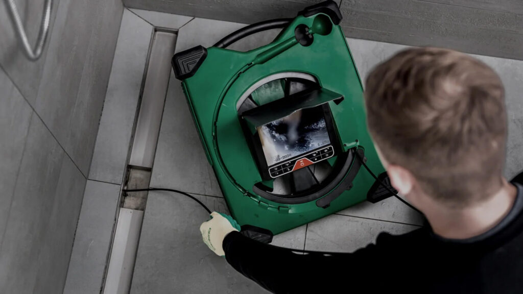 Detekcija curenja i snimanje cevi kamerom